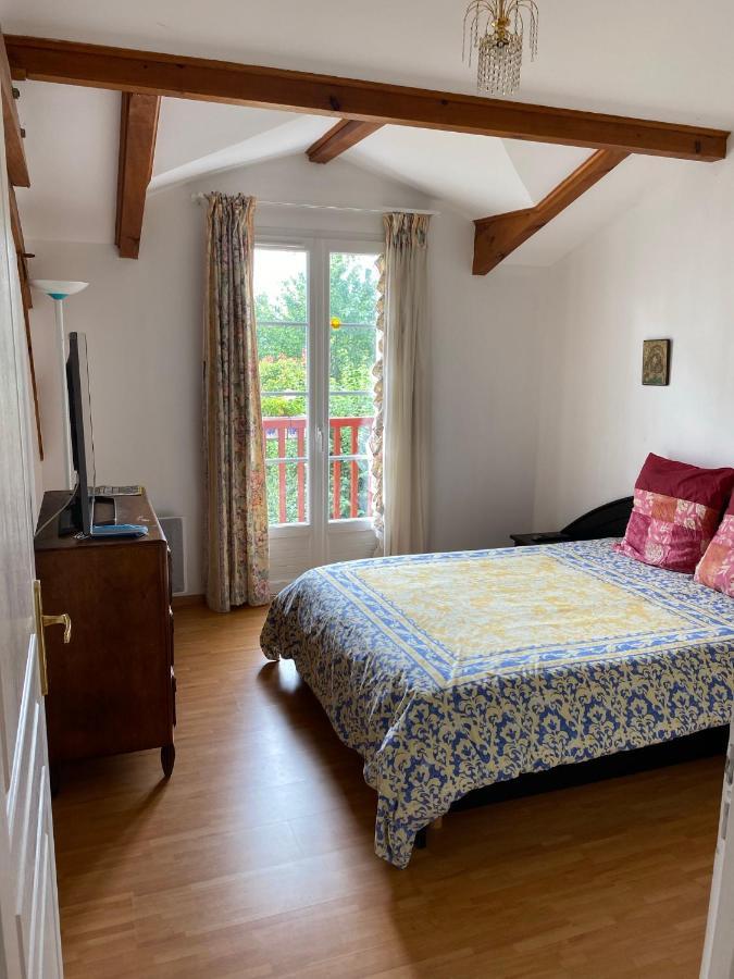 Bed and Breakfast Ilargi Argi à Saint-Pée-sur-Nivelle Extérieur photo